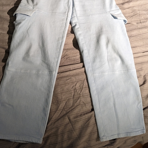 Aritzia Wilfred cargo pants - Picture 2 of 4